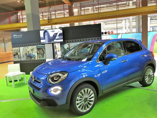 Concessionari d'auto italiani pronti per guidare il domani