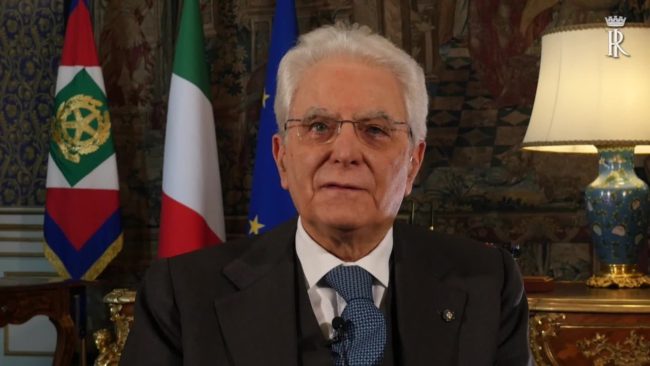 Gli auguri di Mattarella per Pasqua “Quest’anno diversa per tutti”