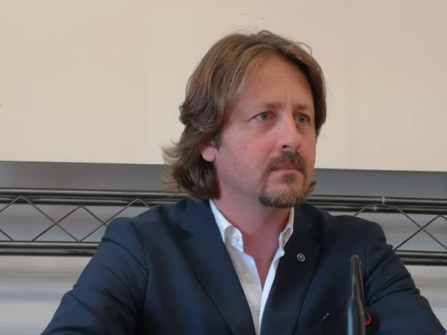 Il Giro d’Italia parte da Palermo, anzi no. Messina: “Nessuna polemica. Visibilità anche ad altro territorio”