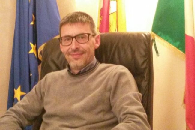 Approvate nuove misure a sostegno di esercizi commerciali e attività produttive. Sindaco Di Ventura: “Vicini ai commercianti”