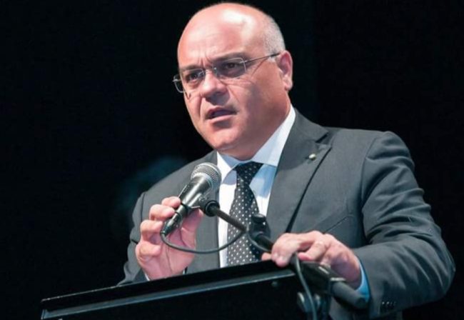 Mafia, rafforzata scorta ad Antoci: arrivano nuove minacce di morte