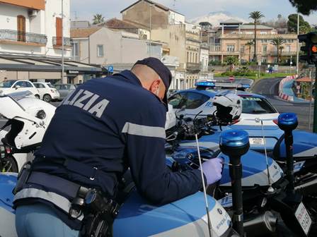 Pasqua “blindata” a Catania, presidiati snodi e strade secondarie: “Non repressione, ma protezione”