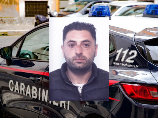 Piazza Palestro, in scooter non si ferma all’alt dei carabinieri e investe militare: arrestato 34enne