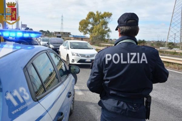 Sorpresi alla guida ubriachi e senza patente: due denunciati e sanzionati