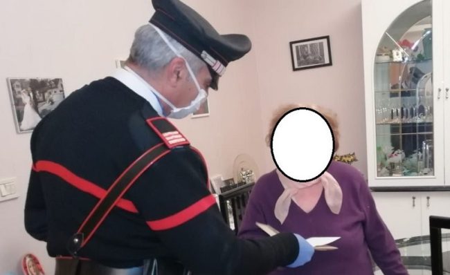 Poste Italiane e carabinieri insieme per consegnare la pensione agli anziani: continua la collaborazione