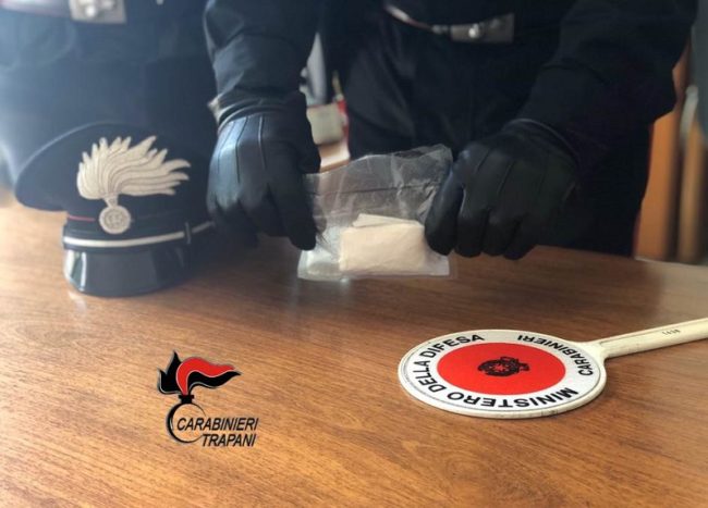 Cocaina in auto, da Alcamo a Palermo per acquistarla: arrestata Giuseppa Provenzano