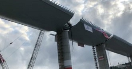 Ponte Morandi, terminata ultima campata. Conte: “Genova non è stata lasciata sola”