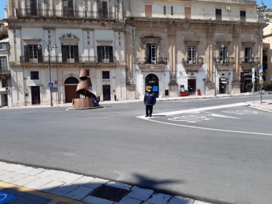 Strade deserte e nessun barbecue o assembramenti nel Ragusano: rispettate le restrizioni