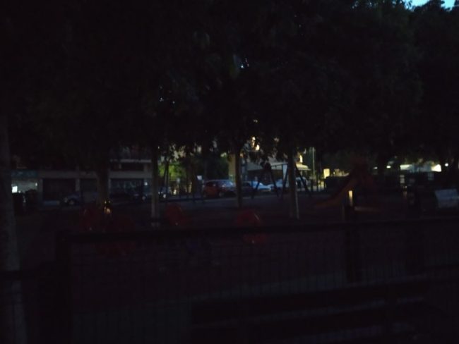 Catania, piazza Aldo Moro senza erbacce ma al buio: la denuncia del Comitato Cittadino Vulcania