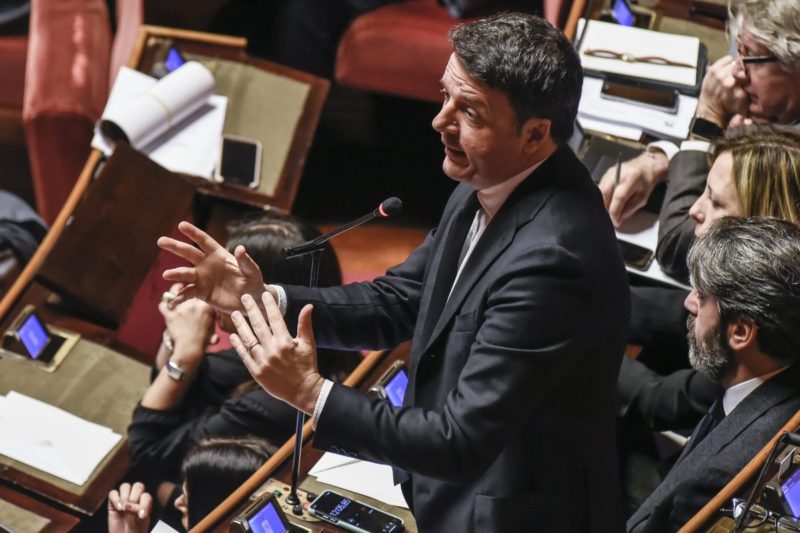 Coronavirus, Renzi attacca Spadafora “Non e' il padrone del calcio”