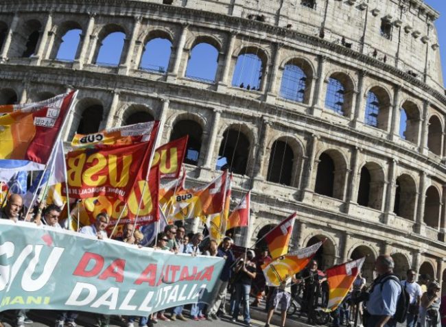 A marzo cresce l'indice del disagio sociale