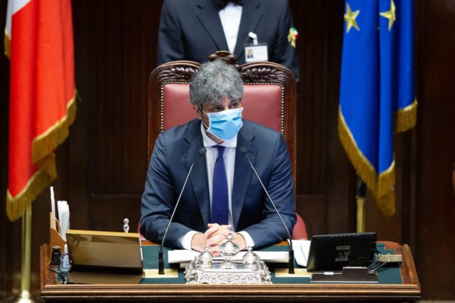 Quirinale, Fico detta i tempi: “Non si andrà oltre il 3 febbraio. I positivi al Covid-19? Non voteranno”
