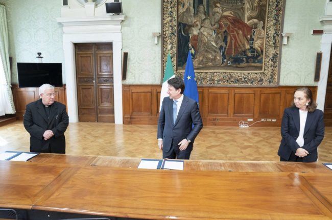 Intesa Governo-Cei, dal 18 maggio riprendono le messe