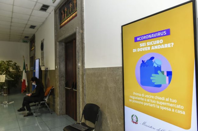 Istituto Sanita' “Coronavirus non e' cambiato, fase 2 e' molto delicata”