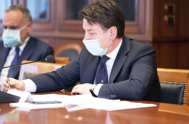 Conte “L'estate non sara' in quarantena”