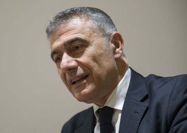 Coronavirus, Pecoraro Scanio “Governo sostenga uso dpi ecologici”