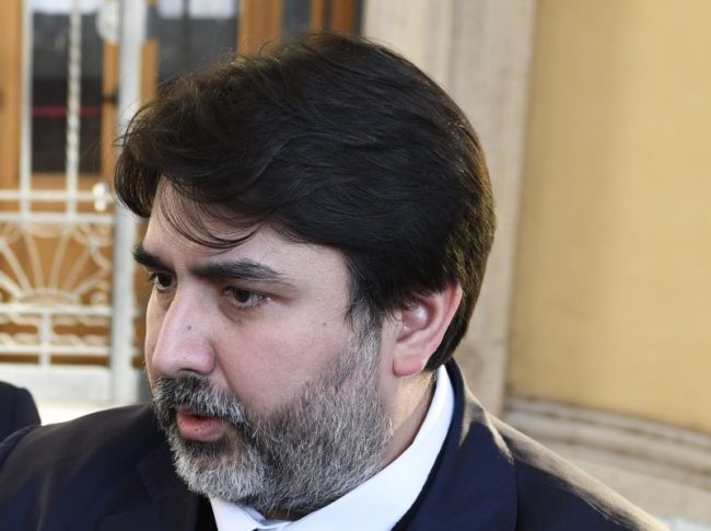 Solinas “Certificato negativita' in Sardegna?No a litanie neocentraliste”
