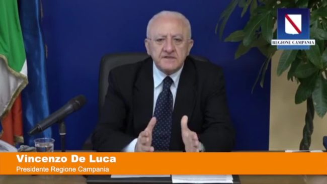 Campania, De Luca “Da giovedi’ riapriranno i ristoranti”