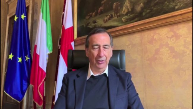 Sala “riaprono i negozi a Milano, e’ il momento di aiutarli”