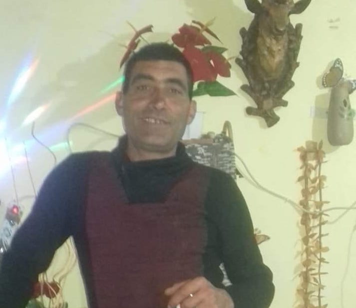 Tragica mattinata, si schianta contro un palo vicino al cimitero: muore Antonio Leanza