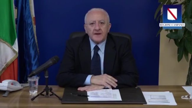 De Luca “Limitazioni mobilità a territori con alto numero contagio”