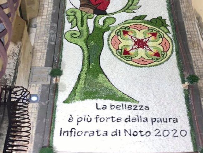 Infiorata di Noto 2020: in silenzio, ma con le musiche di Mario Incudine e la partecipazione di Leo Gullotta e Chiara Ferragni