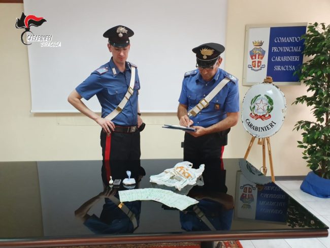 Cocaina nascosta negli slip, denunciato un 30enne per spaccio