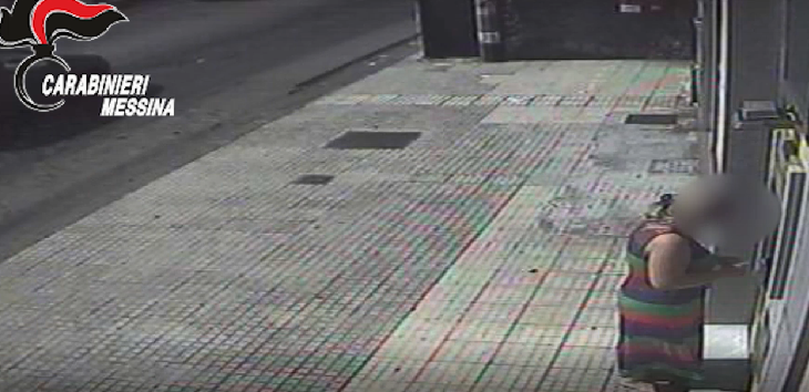 Anziani nel mirino di una banda criminale specializzata in furti ed estorsioni: 6 arresti – VIDEO e DETTAGLI