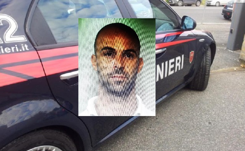 Tentare di rubare i tombini alle “Porte di Catania”, beccato fugge invano: arrestato 34enne