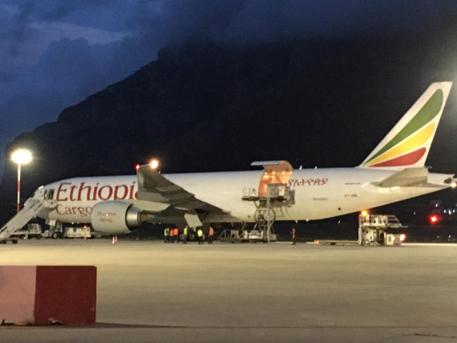 Aereo con 35 tonnellate di materiale sanitario dalla Cina alla Sicilia per affrontare la Fase 2