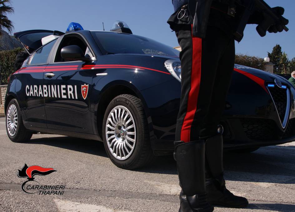 Riciclaggio, estorsione e ricettazione, sgominata banda specializzata in furti: 9 misure cautelari