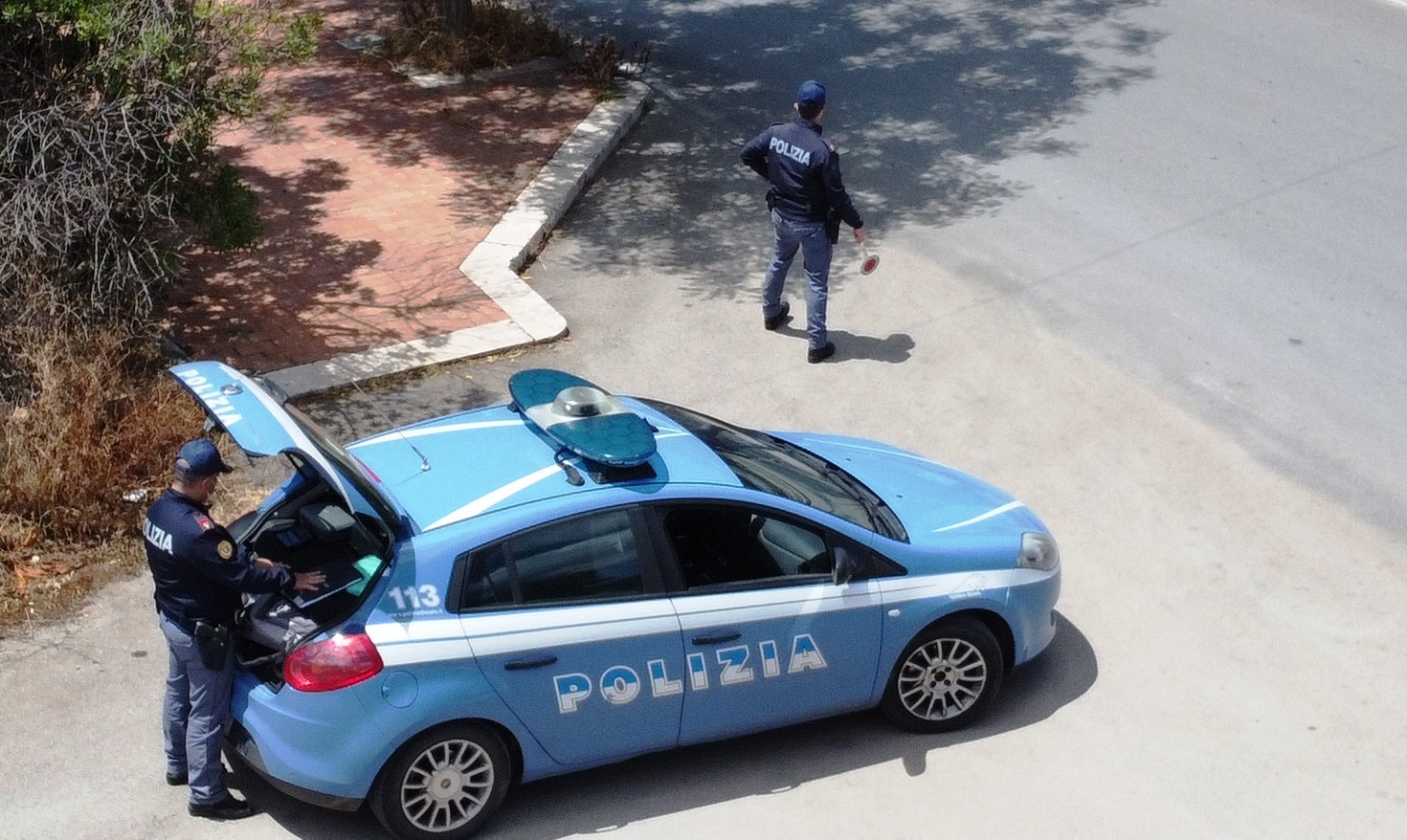 Sorpreso a incendiare cavi elettrici di rame: 38enne “perde il pelo ma non il vizio”, denunciato