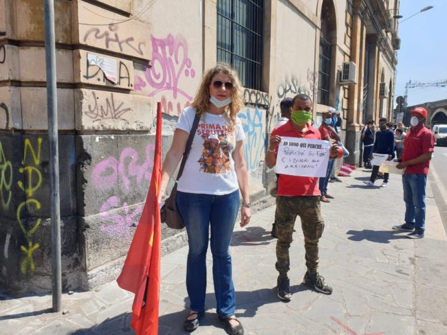 Presidio di protesta a Catania, poche risposte dalle istituzioni. “Proseguiremo con le manifestazioni”