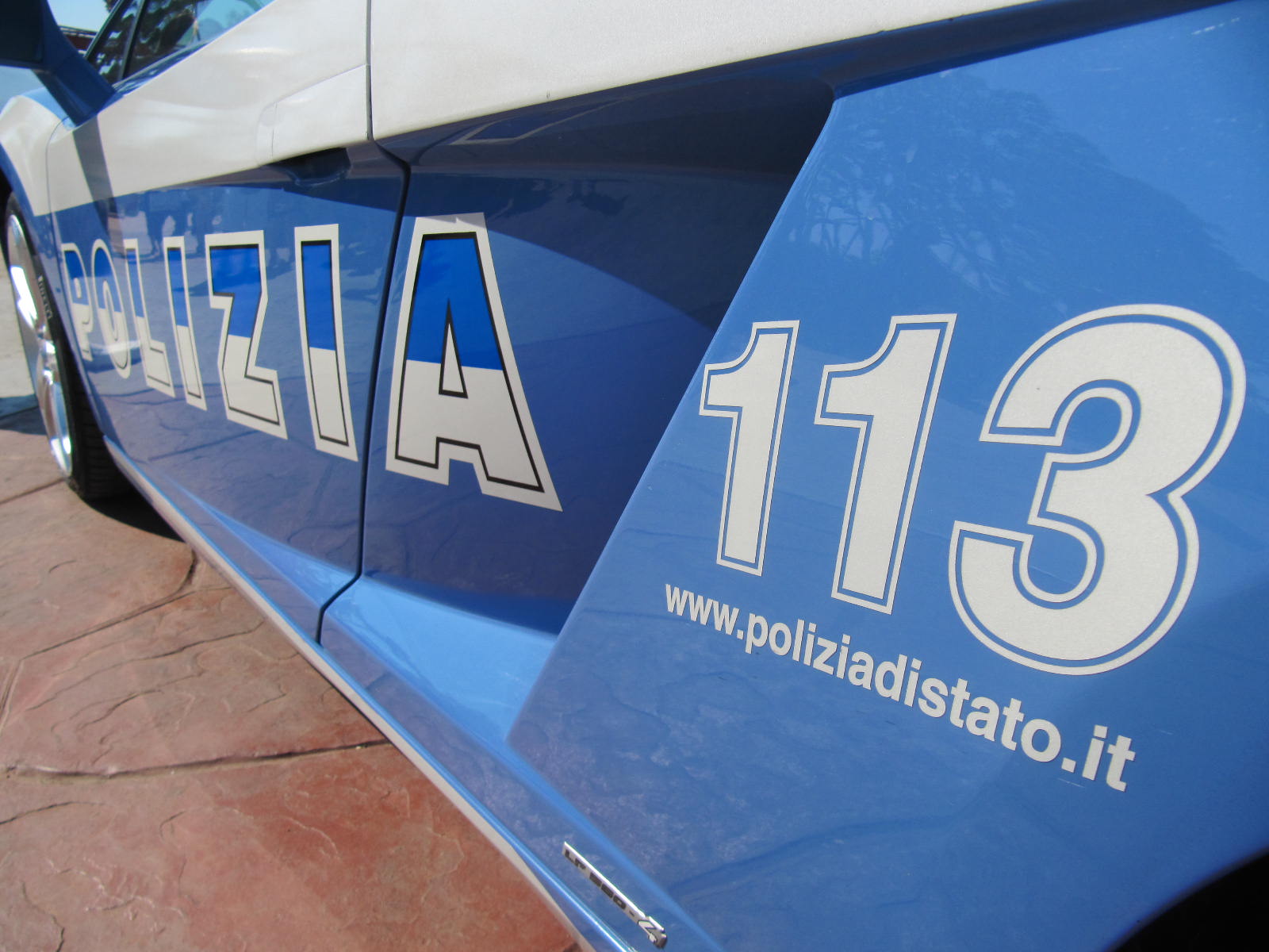 Catania, la Polizia di Stato protesta: “Rinunciamo ai diritti più elementari, impossibile insistere così”