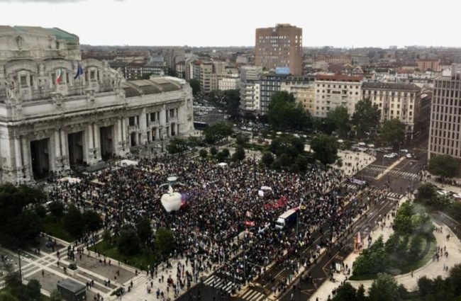 “I can't breathe”, a Roma e Milano manifestazioni per George Floyd