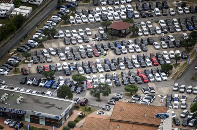 Frode su automobili per un giro d’affari di 8,5 milioni: ingannata la motorizzazione di Palermo