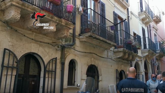 Appartamenti intestati alla moglie e al figlio, sequestro di beni per Angelo Messina – I DETTAGLI