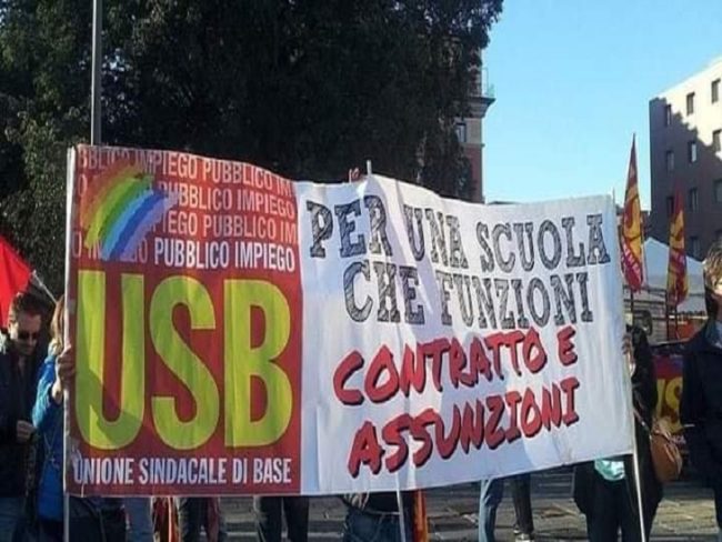 Problemi per docenti, studenti e personale Ata: domani sit-in a piazza Università