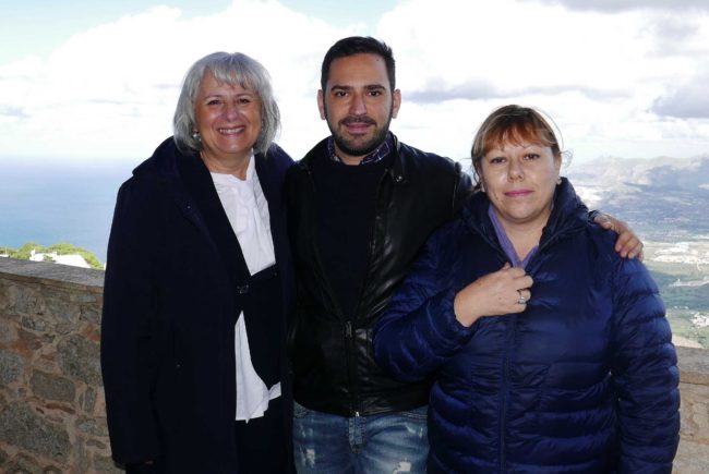 Università di Catania, uno studio dimostra la presenza di microplastiche in frutta e verdura