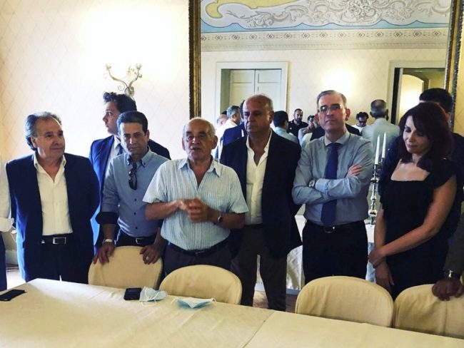 Forza Italia ad Acireale, assessore Falcone affida il ruolo di nuovo coordinatore ad Alfio Catalano