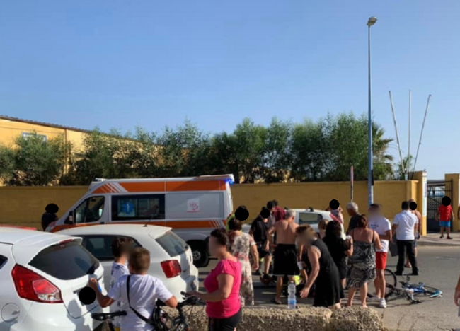 Incidente stradale, bici contro auto: bambino di 10 anni ferito e trasportato in ospedale