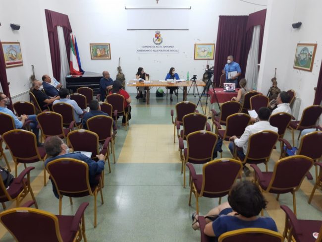 Disservizi idrici ad Aci Sant’Antonio, il sindaco Caruso: “Siamo purtroppo legati a doppio filo con Acoset”