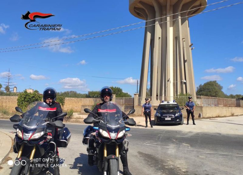 Rubano in due case nel giro di pochi minuti, due extracomunitari “scacciati” dalle urla di un uomo