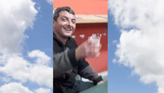 La tragedia in casa e il dolore per la morte del 39enne Massimo Pinzarrone. Comunità sotto shock