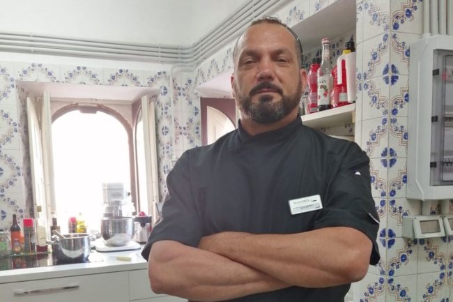 Noto pasticcere del Catanese stroncato da un infarto: oggi l’addio a Giovanni Sturiale