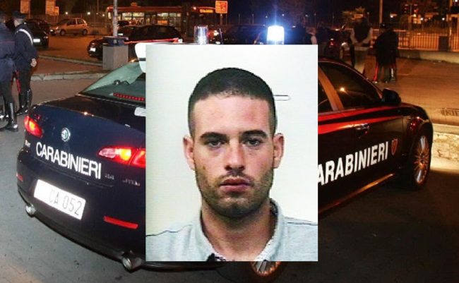 Biancavilla, senza casco non si ferma all’alt. Carabinieri lo beccano e lui minaccia tutti: “Ho collegamenti con l’Isis”