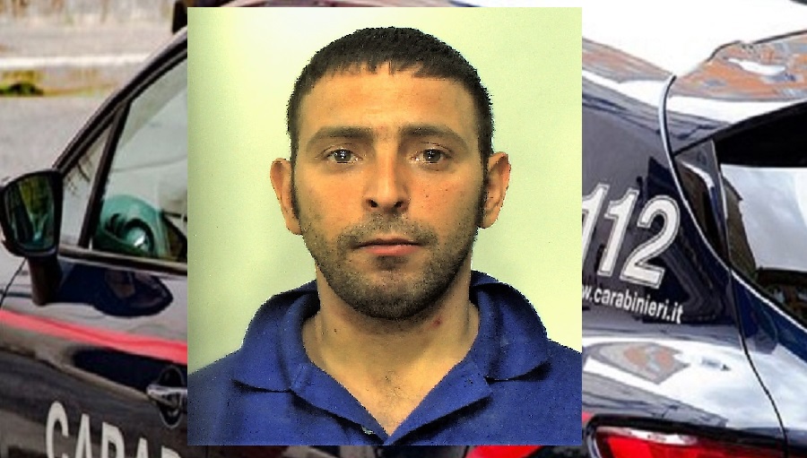 Rapina nel Catanese, “colpo grosso” alla tabaccheria di piazza Umberto: minaccia cassiere e prende 3.500 euro
