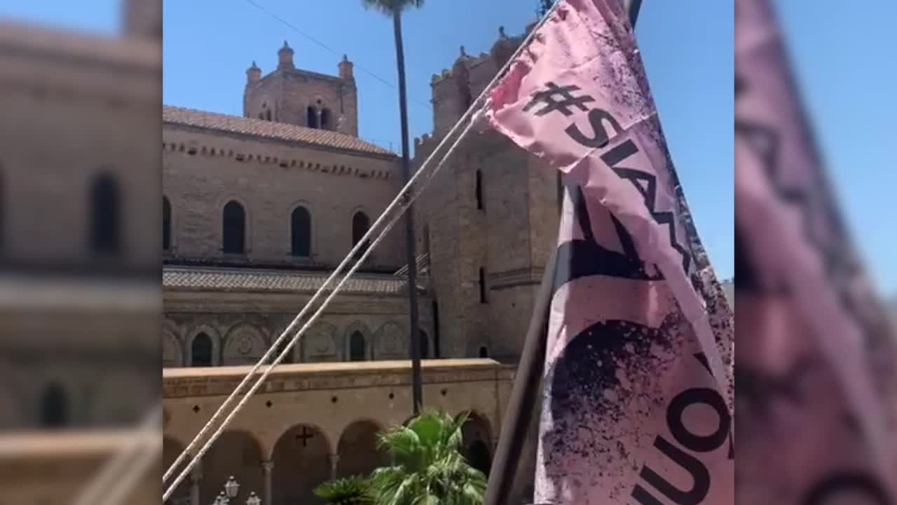 L’omaggio di Monreale alla promozione del Palermo in serie C