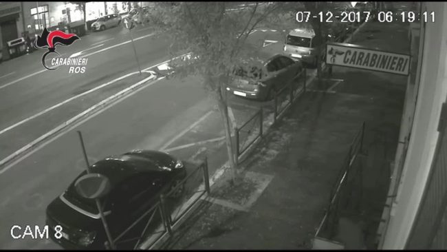 Scoperta cellula anarchica responsabile di alcuni attentati, 7 arresti