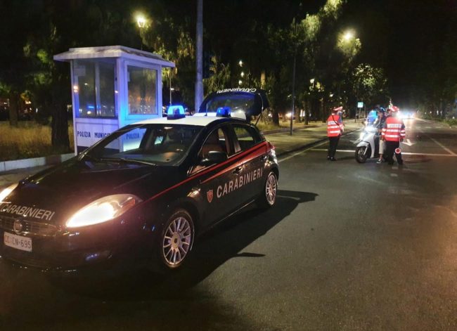 Controlli in tutta la provincia, dalla droga alla guida senza patente: i dettagli